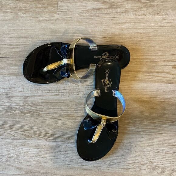 SANDALS WITH BOW AND CRYSTAL ACCENTS BY READY TO WEAR IN BLACK AND GOLD … - Picture 6 of 11